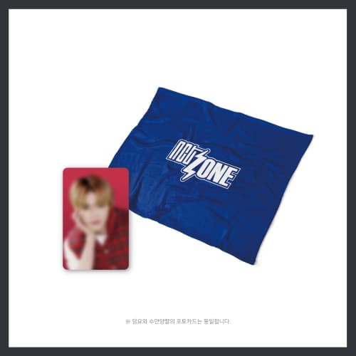 엔시티(NCT)_09.담요 & 포토카드 세트(크리스마스 ver.)_2024 NCT [NCT ZONE] POP-UP STORE in JAPAN OFFICIAL MD