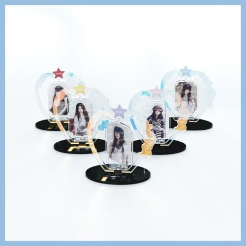 [에버라인 단독 특전]아일릿(ILLIT)_14.회전 아크릴 스탠드_ILLIT 3rd MINI ALBUM 'bomb' POP-UP STORE Merch.