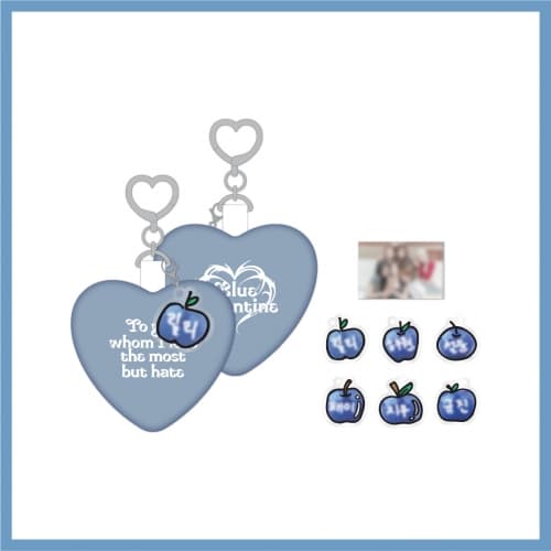 엔믹스(NMIXX)_14.HEART CUSHION CHARM_POP-UP STORE [Blue Valentine: inside the heart] OFFICIAL MD