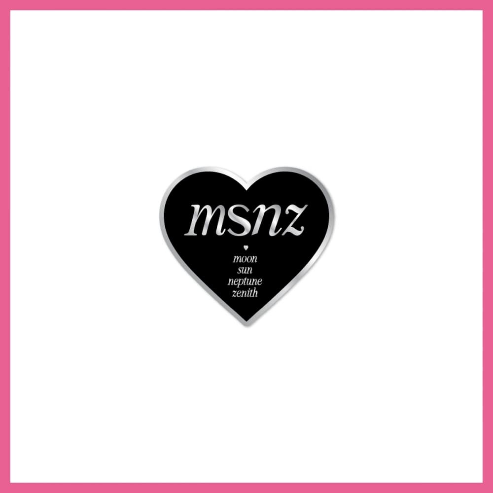 tripleS _01. METAL BADGE_POP-UP STORE [Beyond Beauty] OFFICIAL MD