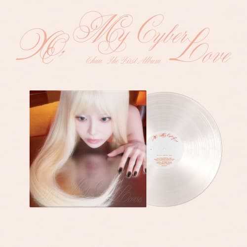 츄 (CHUU) - The First Album [XO, My Cyberlove] LP Ver.